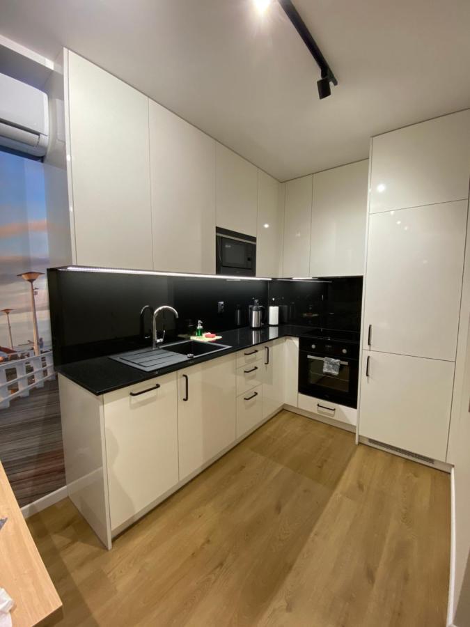 Apartamenty Magia Z Bezplatnym Parkingiem I Klimatyzacja เชชูฟ ภายนอก รูปภาพ